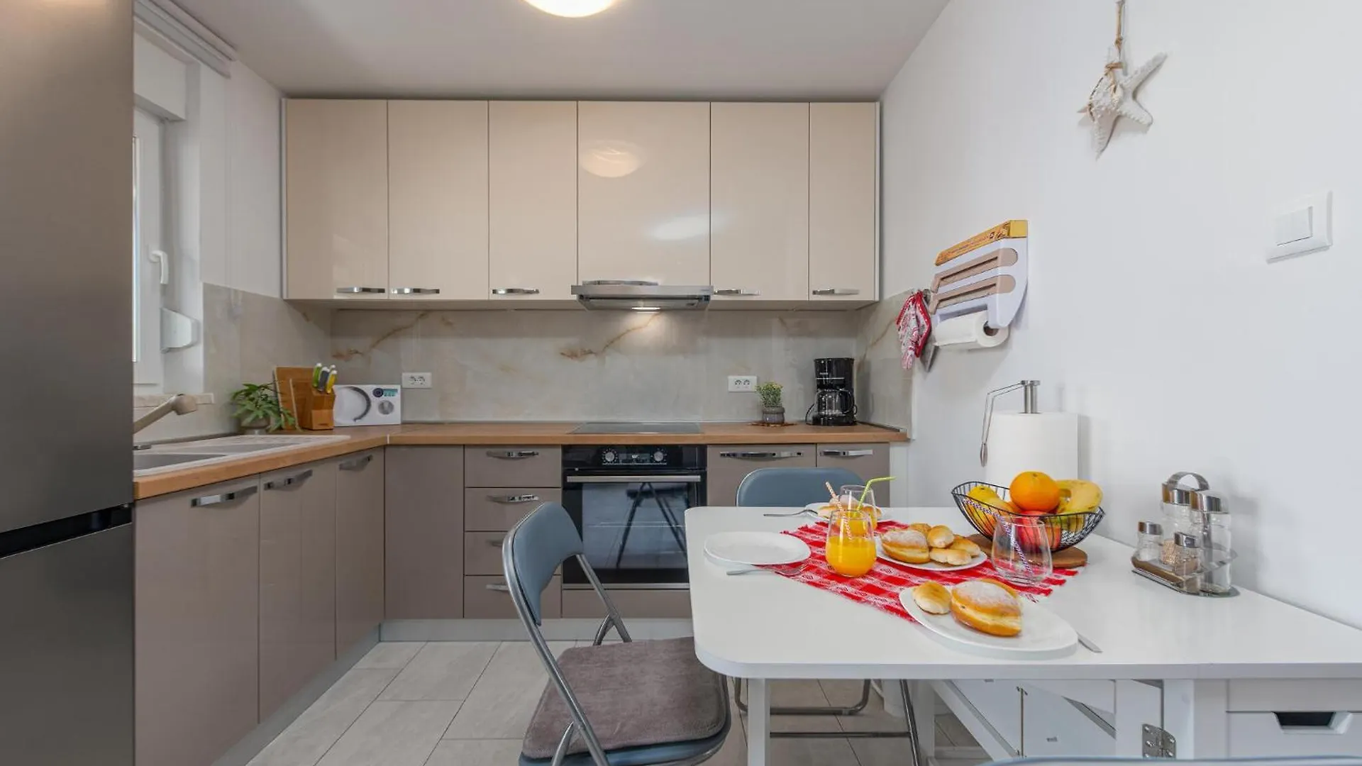 Amazing Apartment In Mandre With Wi-Fi