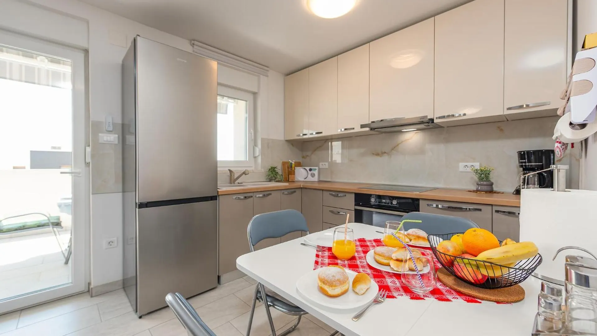 Amazing Apartment In Mandre With Wi-Fi