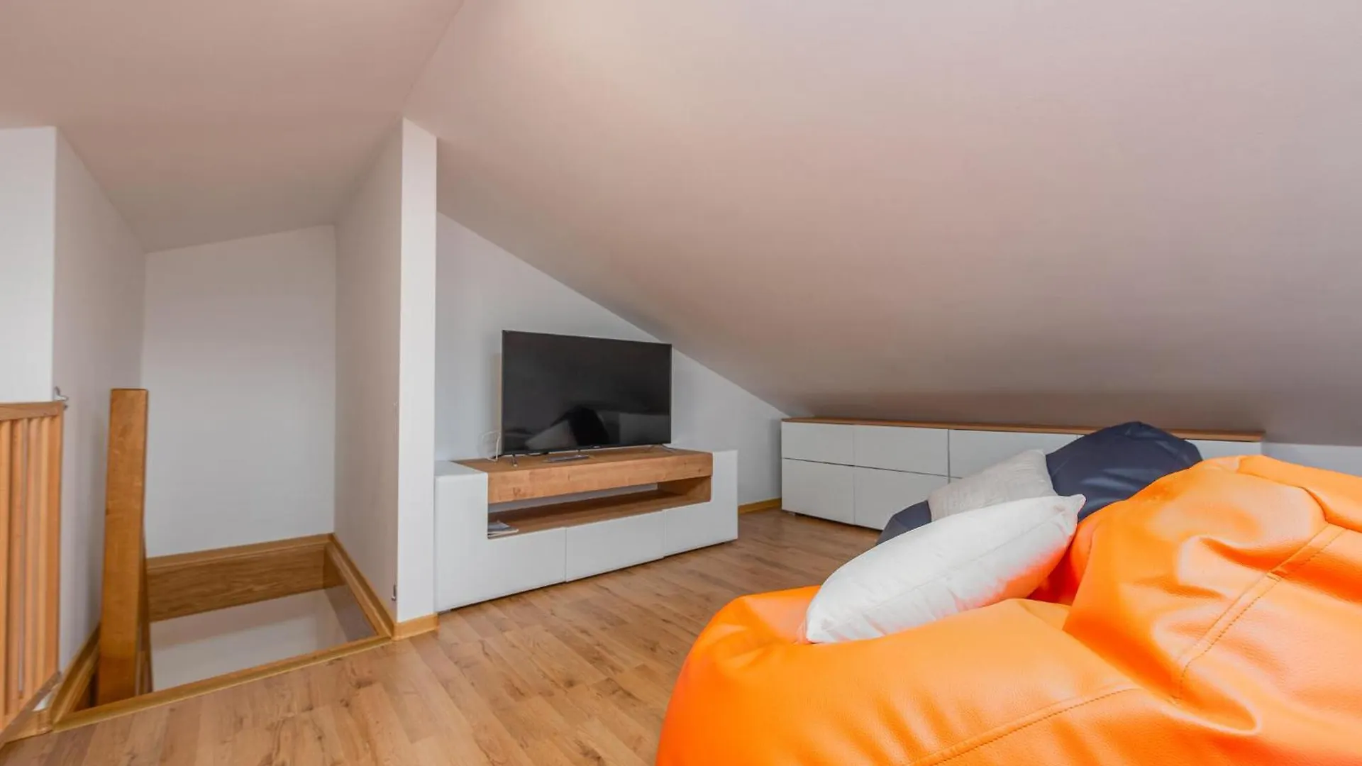 Amazing Apartment In Mandre With Wi-Fi